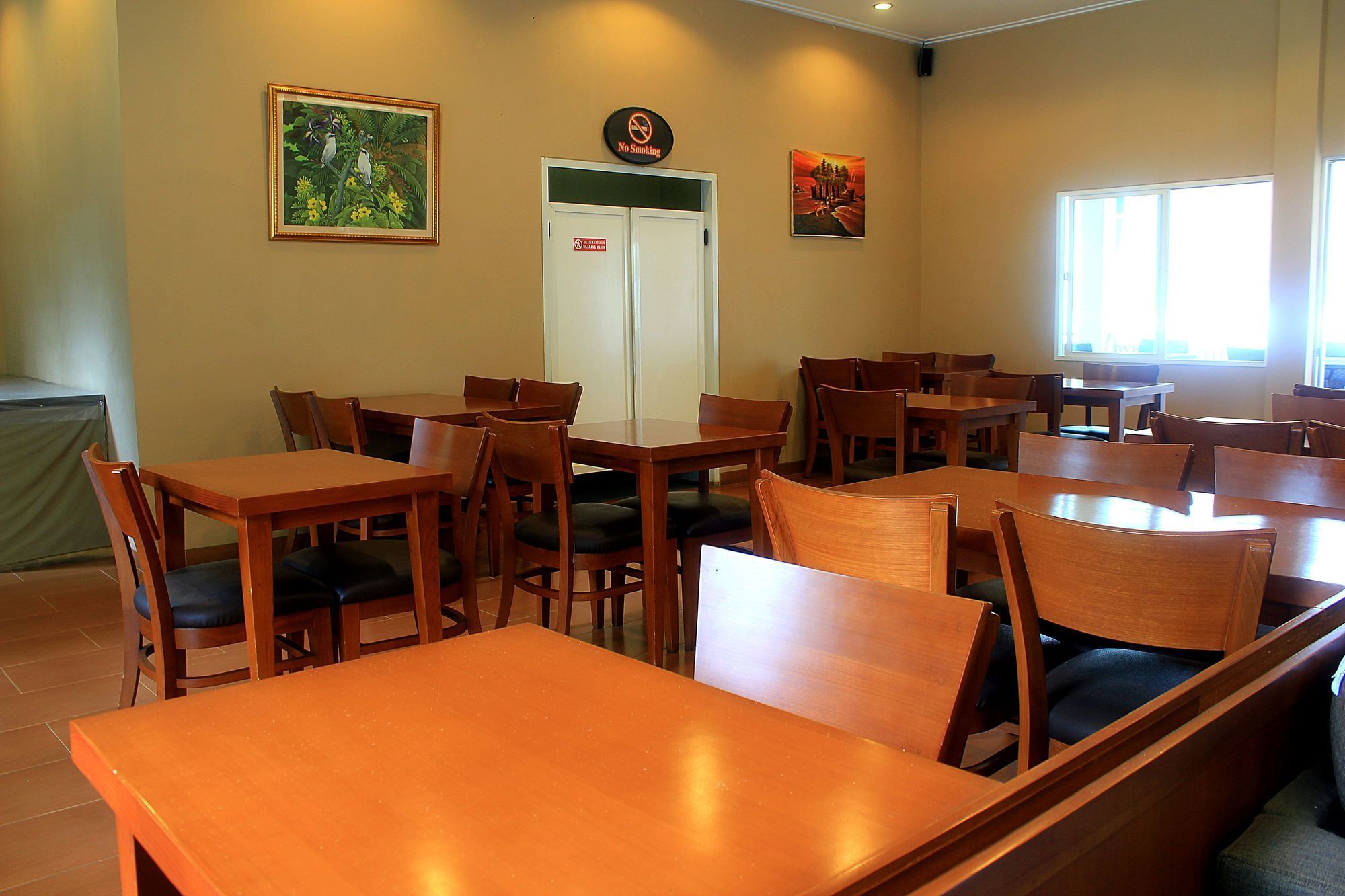 Zen Rooms Bukit Tunggul Bandung Extérieur photo