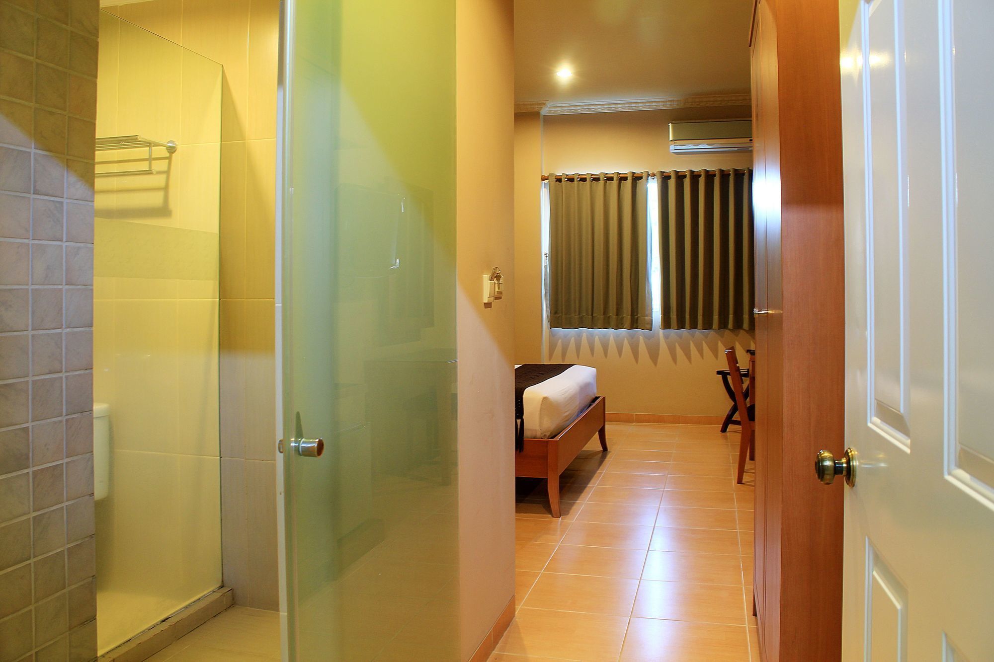 Zen Rooms Bukit Tunggul Bandung Extérieur photo
