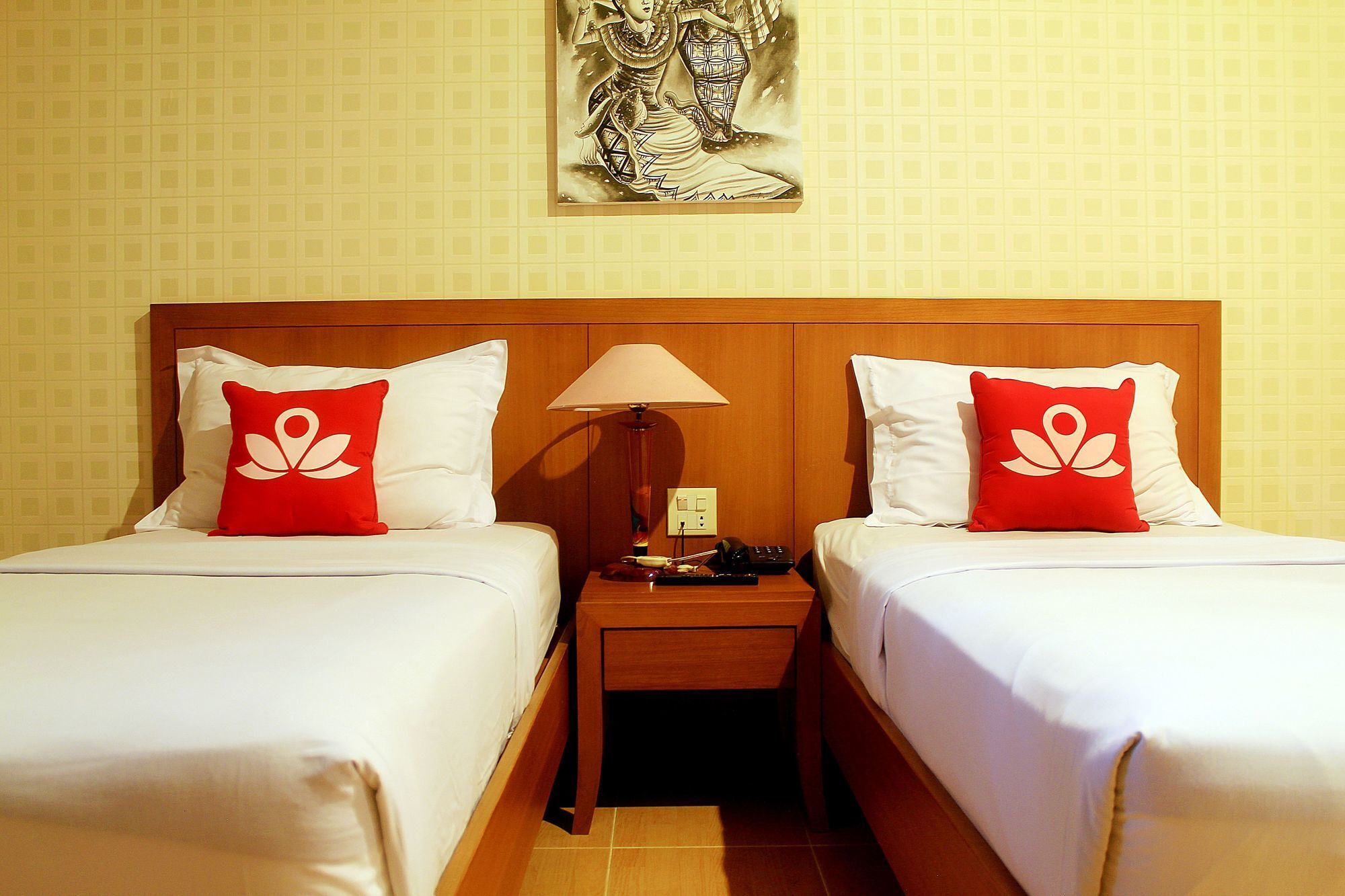 Zen Rooms Bukit Tunggul Bandung Extérieur photo