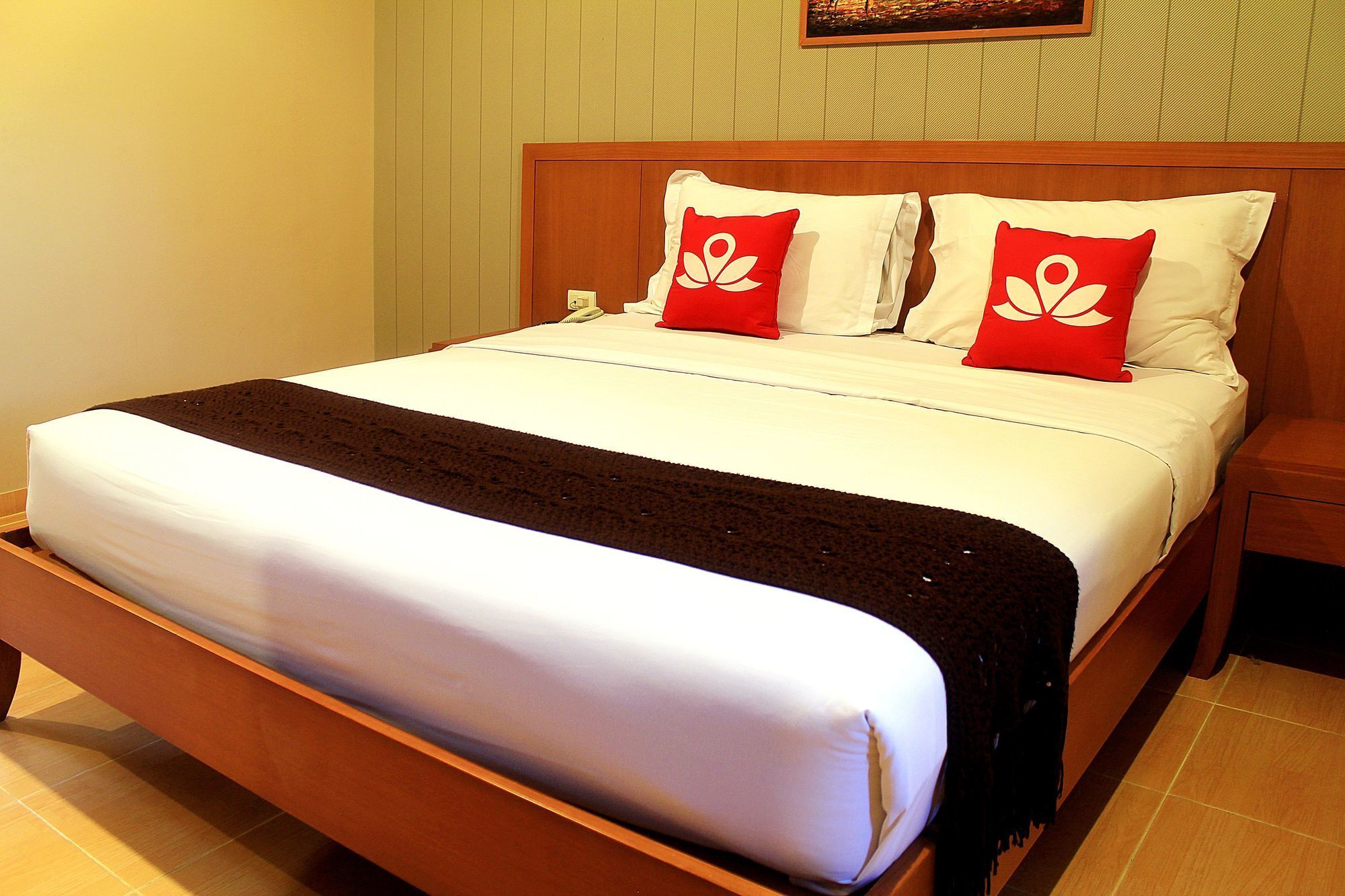 Zen Rooms Bukit Tunggul Bandung Extérieur photo